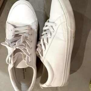White Banana republic sneakers